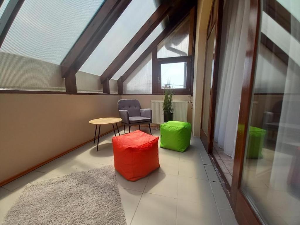 Lujza Apartman Goedoello Apartment Екстериор снимка